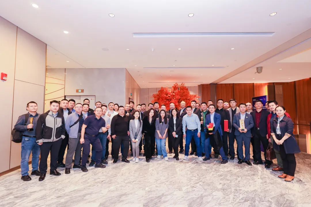 1734073515109355.jpg 4387f6c459bed5c56216ad0824805c9a.jpg