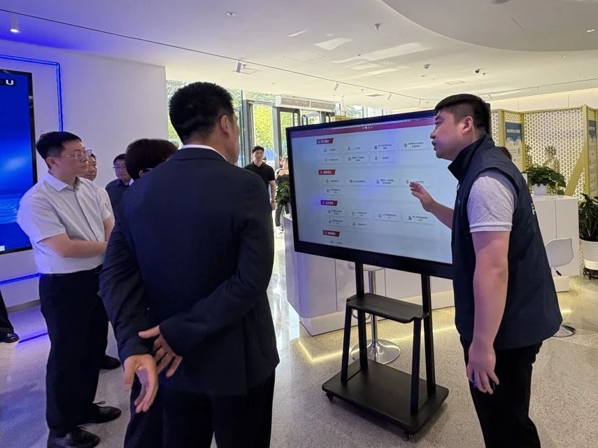 1748505980892986.jpg 3b9167dee17dbf2e0c7c72be95c43f89.jpg